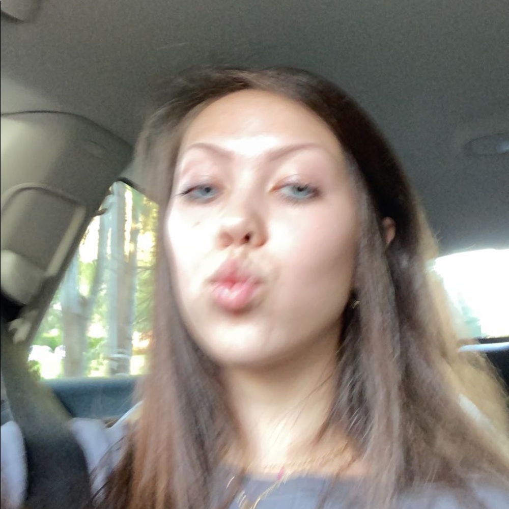 Meet your Posher, Madison